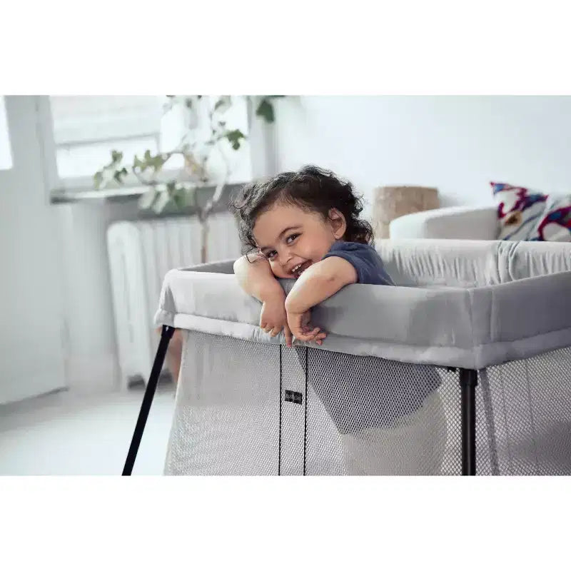 BABYBJÖRN Travel Crib Light - Light Silver: Carrying Bag, Steel Frame, Folds for Easy Transport