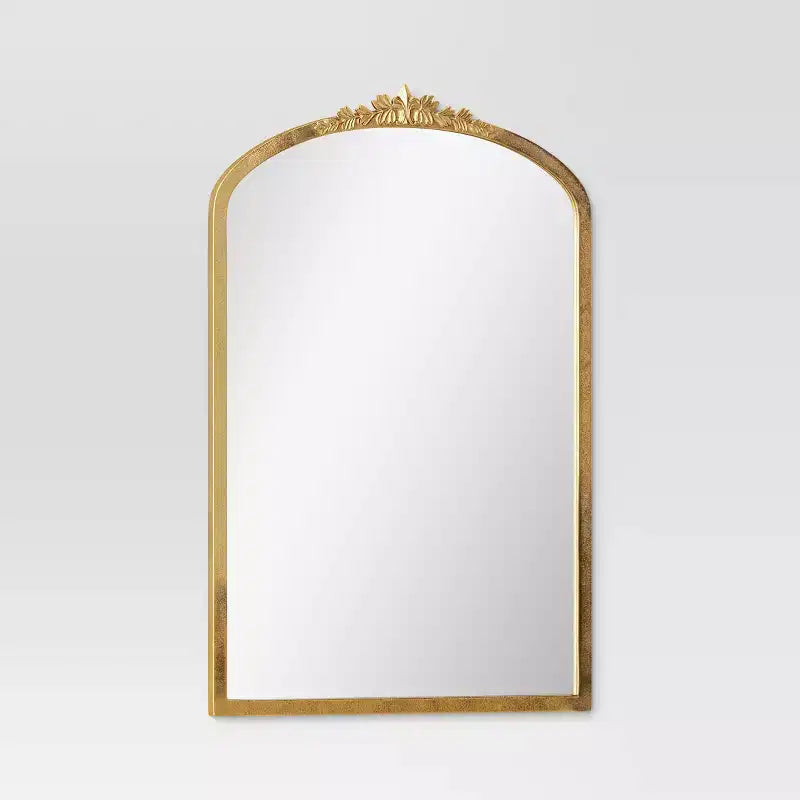 Specchio decorativo da parete dorato da 20"x30" - Threshold™