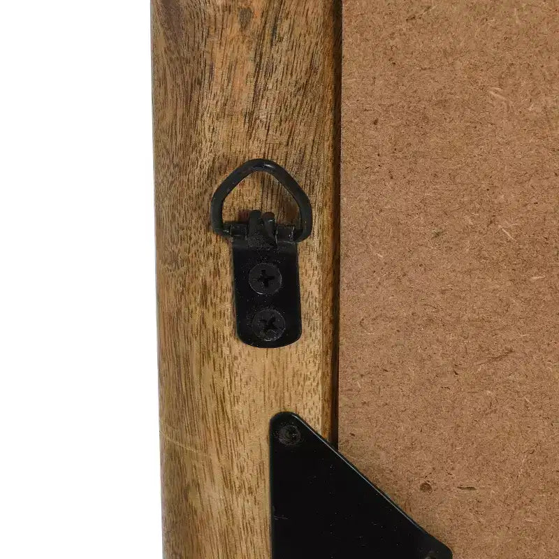 Specchio da parete con cornice ovale in legno naturale Storied Home