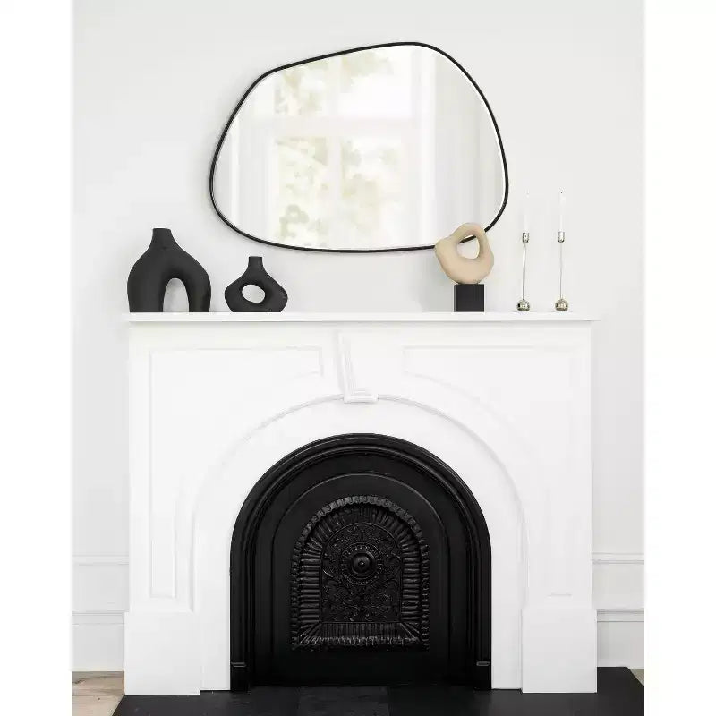 Specchio decorativo da parete Ponder nero 22"x30" - Kate & Laurel All Things Decor: Asimmetrico, bordo smussato, montaggio a parete