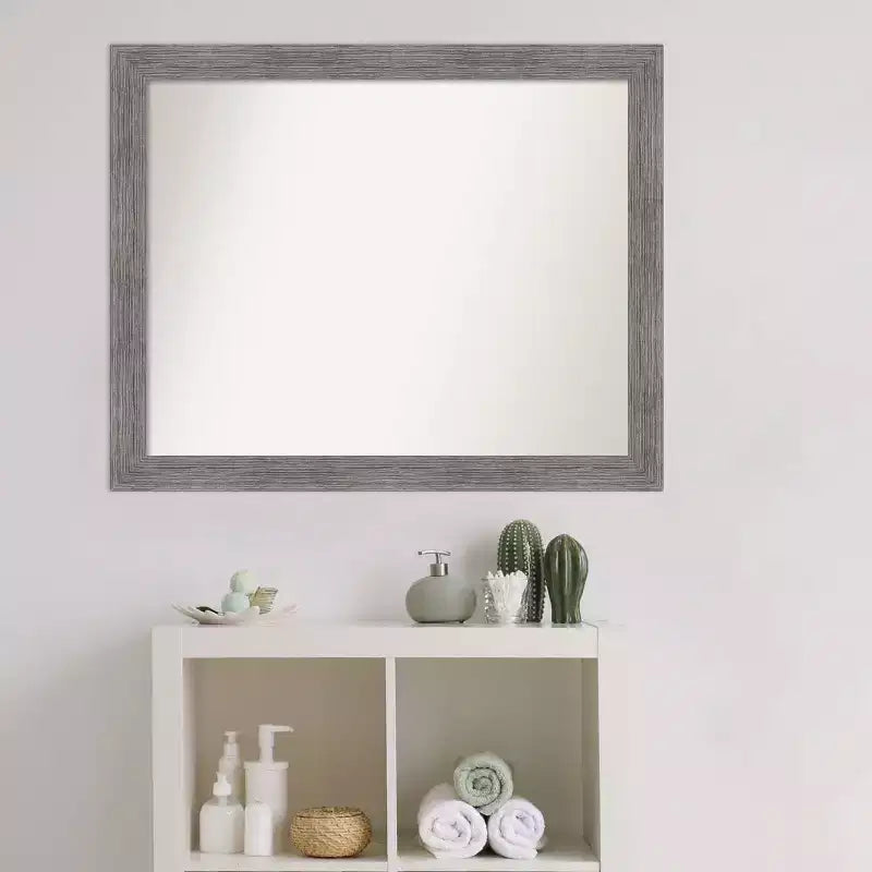 Amanti Art 32" x 26" Specchio da parete non smussato, a doghe sottili, grigio, per bagno: Rettangolare moderno, cornice in polistirene, montaggio a parete