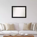 Specchio da parete senza smussature Grand Black Narrow di Amanti Art, 32" x 26"