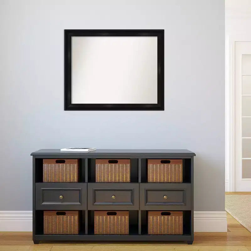 Specchio da parete senza smussature Grand Black Narrow di Amanti Art, 32" x 26"