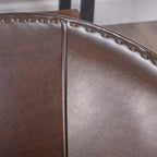 GDFStudio Hawthorne Poltrona Club Rivestita in Stile Contemporaneo con Borchie Decorative