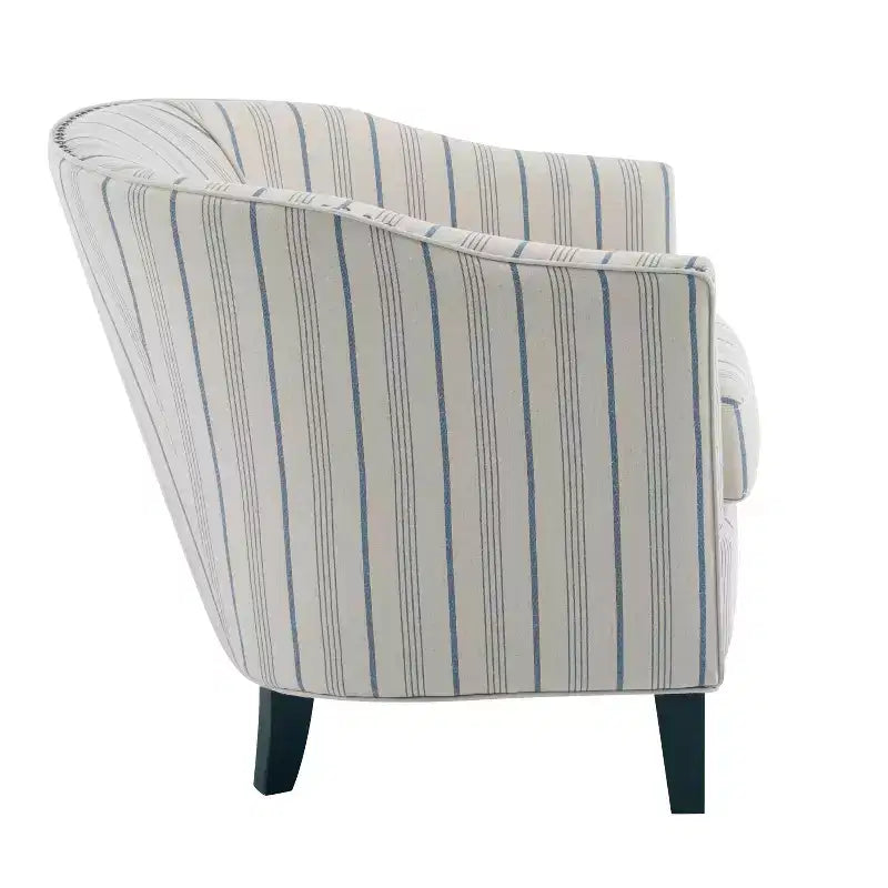 GDFStudio Hawthorne Poltrona Club Rivestita in Stile Contemporaneo con Borchie Decorative