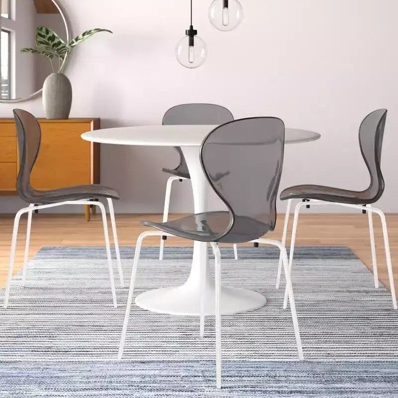 LeisureMod Bristol Set Sala da Pranzo 5 Pezzi Tavolo Rotondo, 4 Sedie da Pranzo in Plastica Gambe Bianche