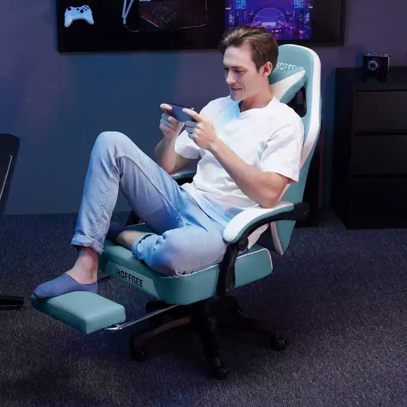 Sedia da gaming massaggiante in pelle Hoffree, ergonomica da ufficio per PC con altoparlante Bluetooth e poggiapiedi