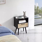 MAYEERTY Tavolino finale in rattan, comodino moderno con cassetto e gambe in legno massello, tavolino per soggiorno, camera da letto, nero