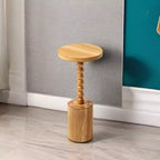 Tavolino rotondo con piedistallo COZAYH in stile rustico per soggiorni, camere da letto e piccoli spazi, per appoggiare bevande, piante, lampade o oggetti decorativi, marrone