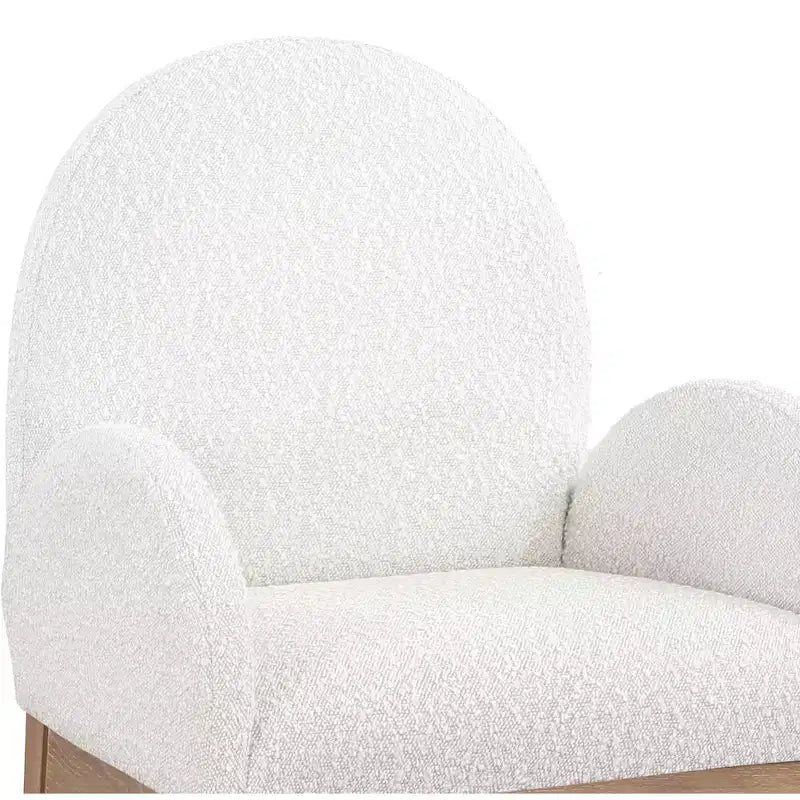 Meridian Furniture, Sedia da pranzo Waldorf in tessuto Bouclé