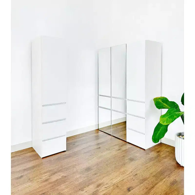 HomeStock 70,9 pollici H x 17,72 pollici L Sistema di armadi in composito di legno bianco per archiviazione universale con contenitori