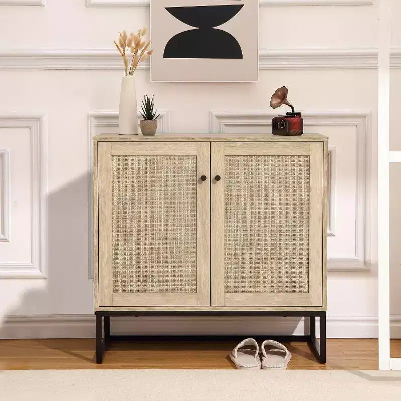 Madia/Credenza Boho in Rattan con Ante, Armadietto da Ingresso e Dispensa da Cucina, Elegante Contenitore per Soggiorno, Corridoio