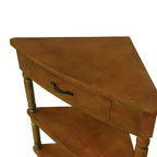Hostack Tavolino da Angolo Triangolare Piccolo da 33,8'' con 3 Ripiani, Gambe in Legno Massiccio per Piccoli Spazi e Soggiorno, Marrone