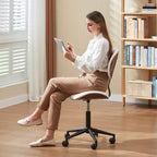 Sedia da scrivania ergonomica senza braccioli Bestier Bentwood per ufficio, comoda sedia da tavolo con supporto lombare, sedia da lavoro regolabile in altezza in pelle PU con ruote