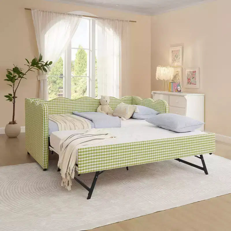 Zeus & Ruta Twin Daybed with Trundle & Wavy Headboard