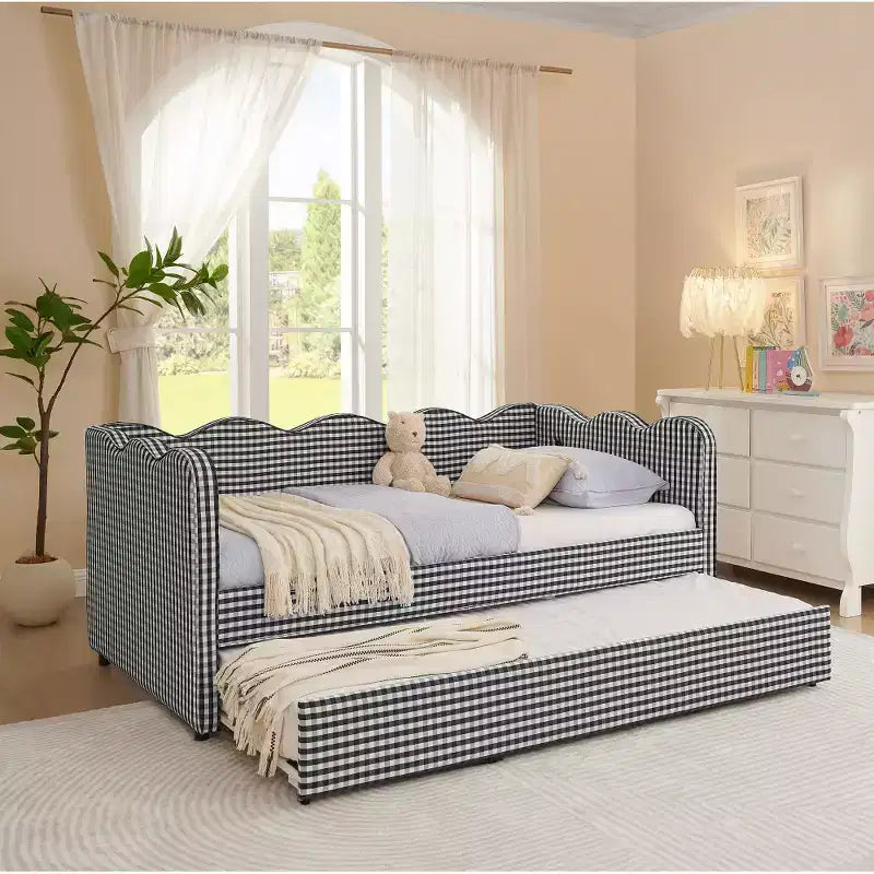 Zeus & Ruta Twin Daybed with Trundle & Wavy Headboard