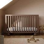 Storkcraft Amalfi Deluxe Culla Trasformabile 5-in-1 con Sponda di Sicurezza per Bambini Inclusa