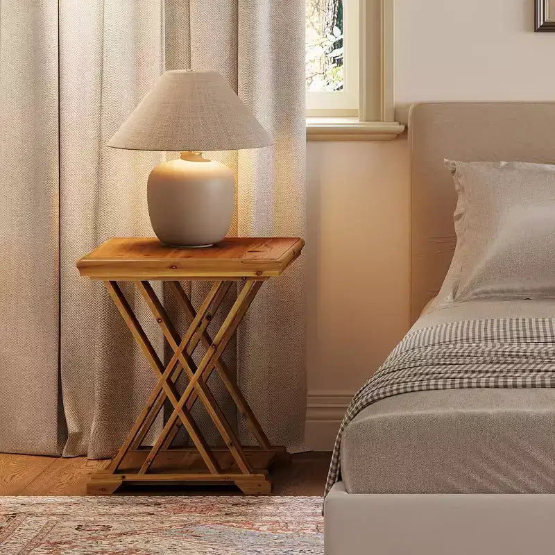 Tavolino Lantine in legno massello, piccolo tavolino quadrato, comodino rustico a 2 ripiani per soggiorno, comodino, divano, camera da letto, piccoli spazi, marrone
