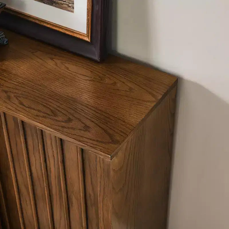 JVNOXK Credenza in stile medievale da 31 pollici con due ante scorrevoli e finiture in legno massello, adatta per soggiorni e cucine, finitura noce