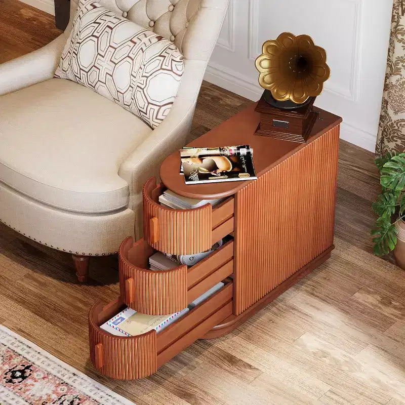 Tavolino d'appoggio in legno a 3 cassetti Lantine, moderno tavolino laterale per divano e comodino sottile per soggiorno, camera da letto, noce, nessun assemblaggio richiesto