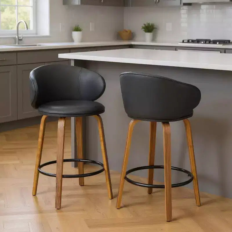 HomeRoots Set di Due Sgabelli da Bar Neri e Marroni in Similpelle e Legno Massiccio con Schienale Basso, Altezza Contatore, da 26 Pollici