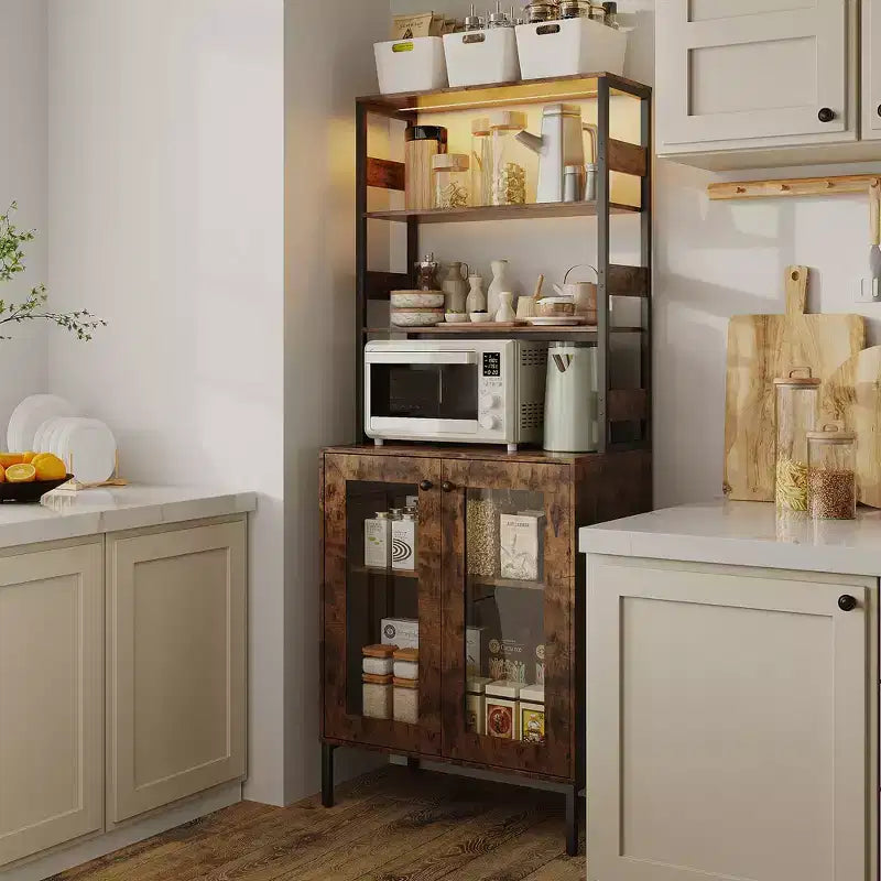 Acekool 66.9 Credenza da Cucina con Presa Elettrica, Mobile Dispensa con Luci a LED, Carrello Bar con Ante in Vetro per Sala da Pranzo, Soggiorno