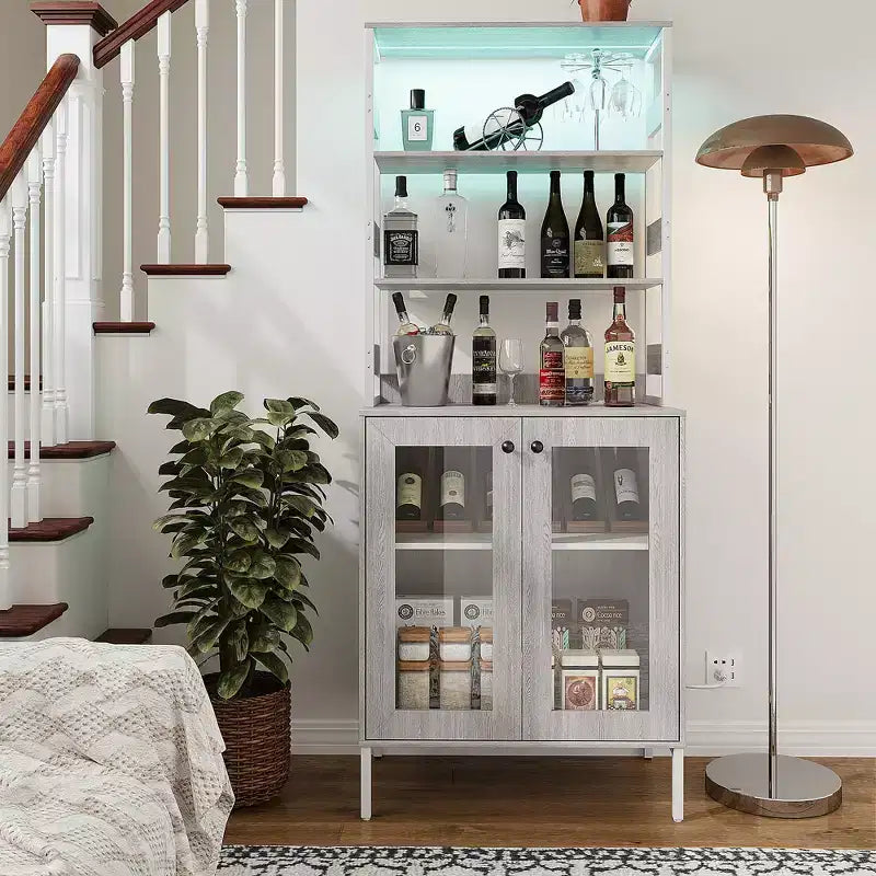 Acekool 66.9 Credenza da Cucina con Presa Elettrica, Mobile Dispensa con Luci a LED, Carrello Bar con Ante in Vetro per Sala da Pranzo, Soggiorno