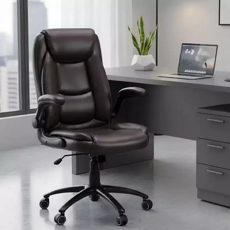 Sedia da ufficio Ora Maison Big & Tall, in pelle con schienale e altezza regolabili e braccioli ribaltabili