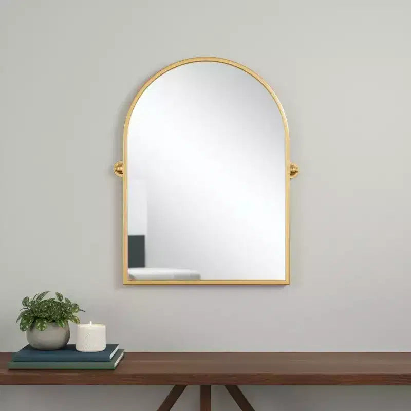 HomeRoots 36 Specchio decorativo con cornice ad arco inclinabile in metallo dorato