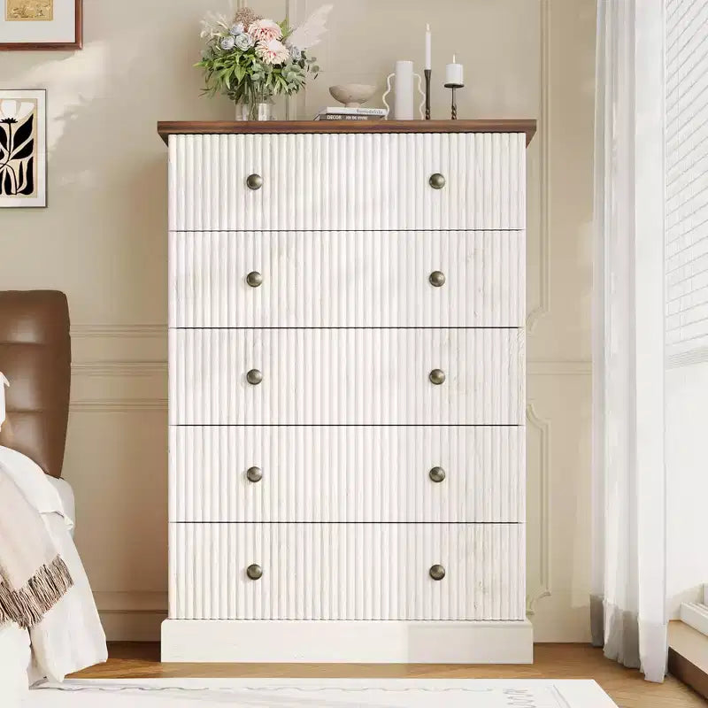 5-Drawer Tall Fluted Dresser,Vertical Wood Chest of Drawers with Metal Handles,Space-Saving Storage Cabinet for Bedroom, Apartment,Guest Room