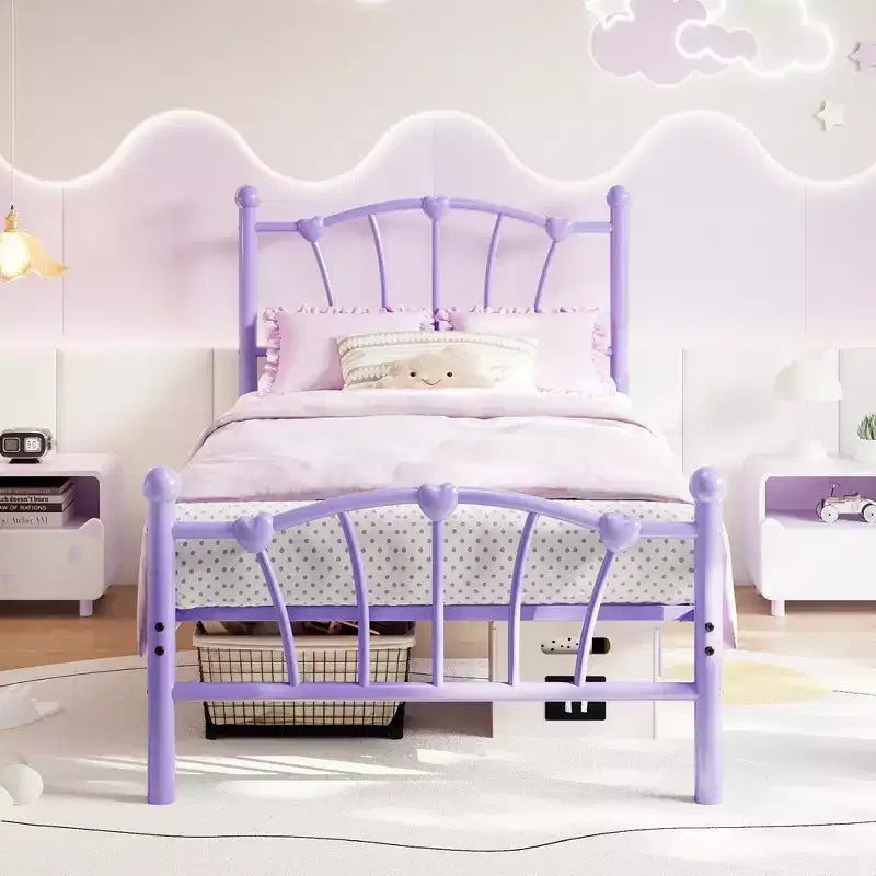 Chic Heart-Shaped Metal Platform Bed Frame - Sturdy Platform with Slat Support, Underbed Storage, No Box Spring Needed - Twin Size, White
