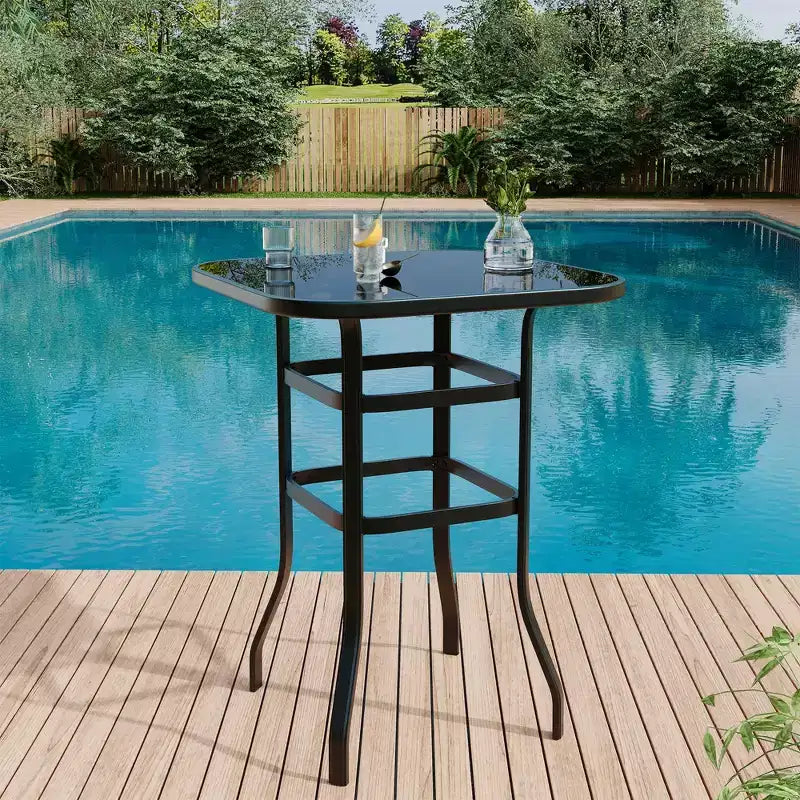 Set di 2 sgabelli da bar da esterno girevoli a 360°, sedie alte da esterno con braccioli, telaio in metallo resistente alle intemperie per patio, prato, giardino