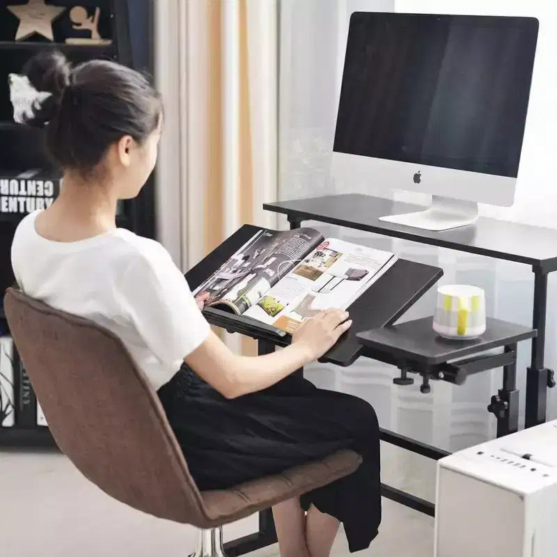 COZONY Scrivania Regolabile in Altezza con Ruote, Tavolo Laptop Mobile Sit-Stand con Piano Inclinabile