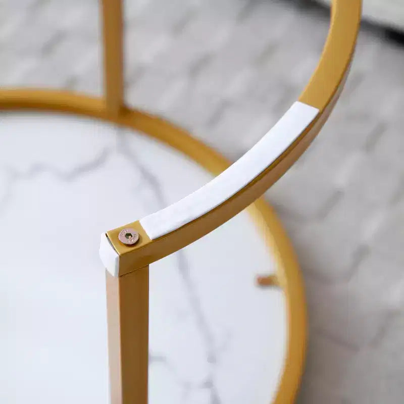 Set di 2 tavolini da caffè sovrapponibili con ripiano in marmo bianco e grigio e struttura dorata, tavolini rotondi in legno per soggiorno, camera da letto, comodino moderno in stile industriale