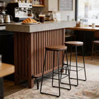 GDFStudio Paula Tavolo da bar moderno in metallo e legno con 2 ripiani e piedini regolabili