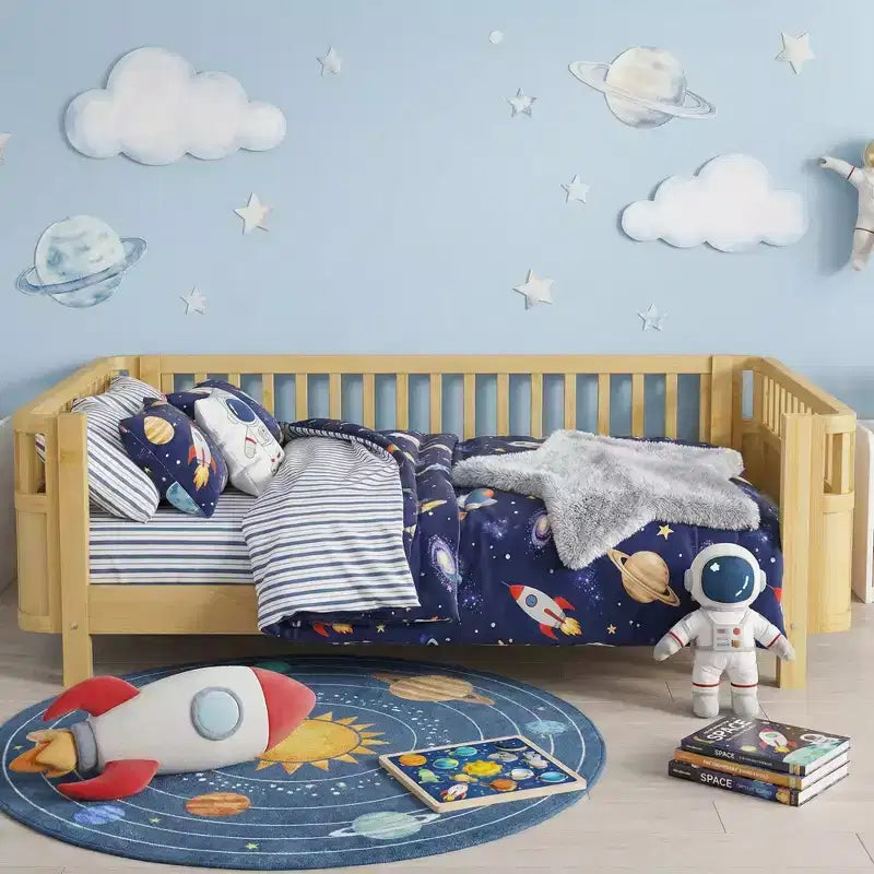 JVNOXK Letto a piattaforma in legno a grandezza naturale per bambini, letto in legno naturale a basso profilo con sponde di sicurezza per bambini e bambine