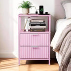 Comodino Karl Home largo 38 cm - 2 cassetti, 1 ripiano, presa di corrente USA - set da 2
