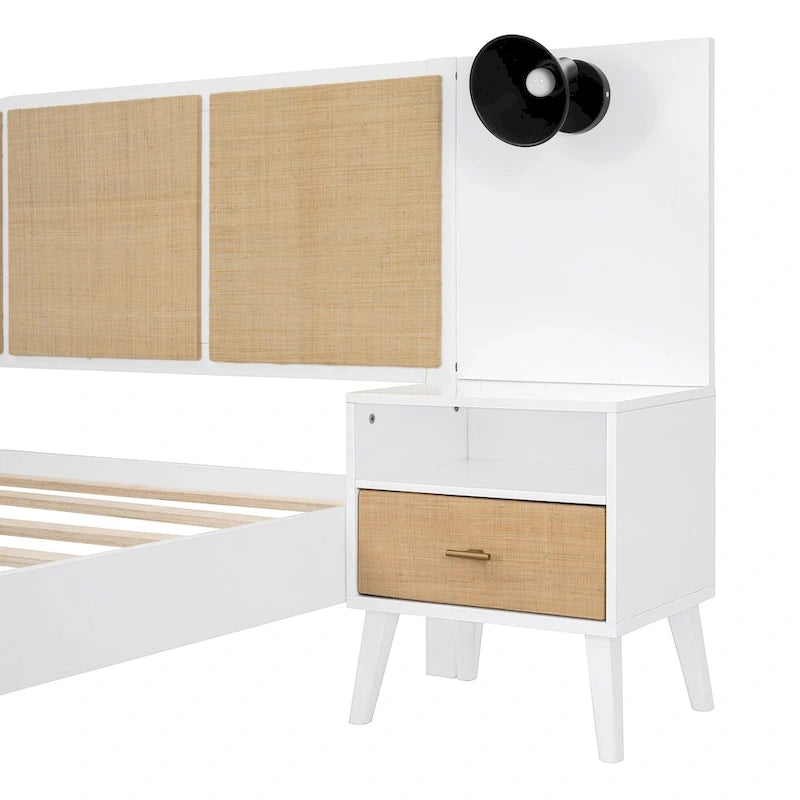Letto Matrimoniale in Legno Massello con 2 Comodini, Lampade Integrate, Design in Rattan e Legno, Bianco