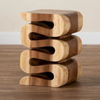 Tavolino Eliada intagliato a mano in legno di suar – Tavolino d'appoggio scultoreo ondulato, stile moderno Boho per soggiorno o camera da letto