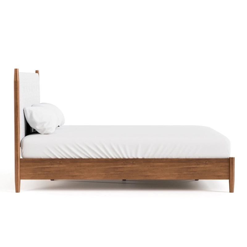 Furniture of America Beau Midcentury 3-Piece Boucle Platform Bedroom Set