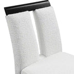 miBasics Set di 2 Sgabelli da Bar Altezza Bancone Northstar Contemporaneo con Rivestimento in Bouclé Bianco/Nero: Imbottiti, Gambe in Legno, Imbottitura in Schiuma