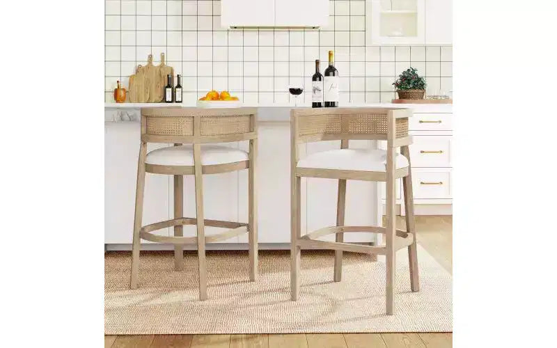 Christopher Knight Home Set di 2 Sgabelli da Bar Alaia Contemporanei in Legno di Gomma Tappezzati con Schienale Curvo in Rattan Altezza Bancone Naturale