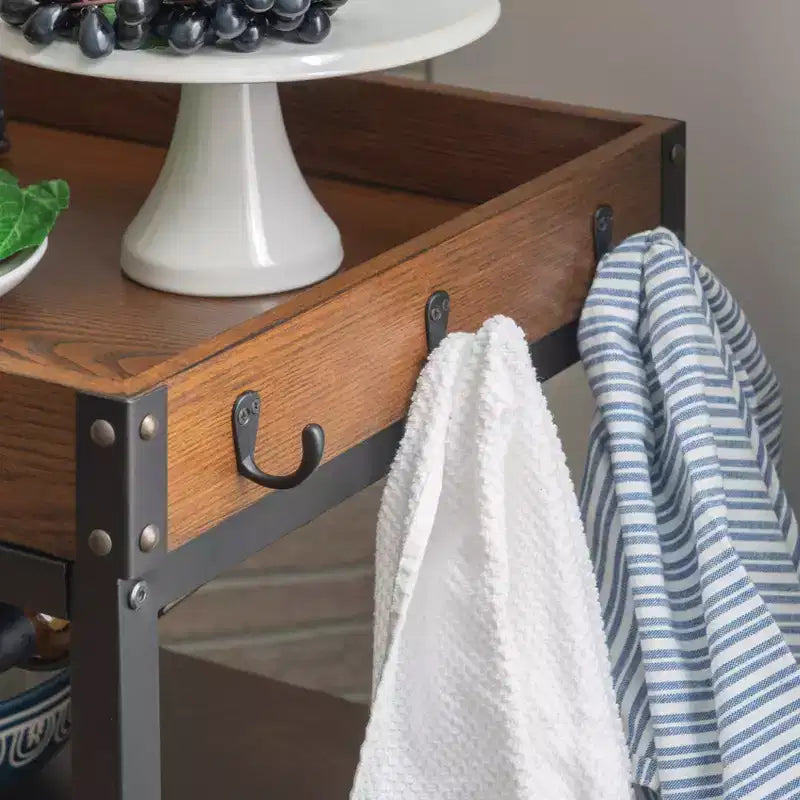 Carrello da cucina Austin in metallo/legno con 3 ripiani, portabottiglie e portabicchieri, su ruote - Linon
