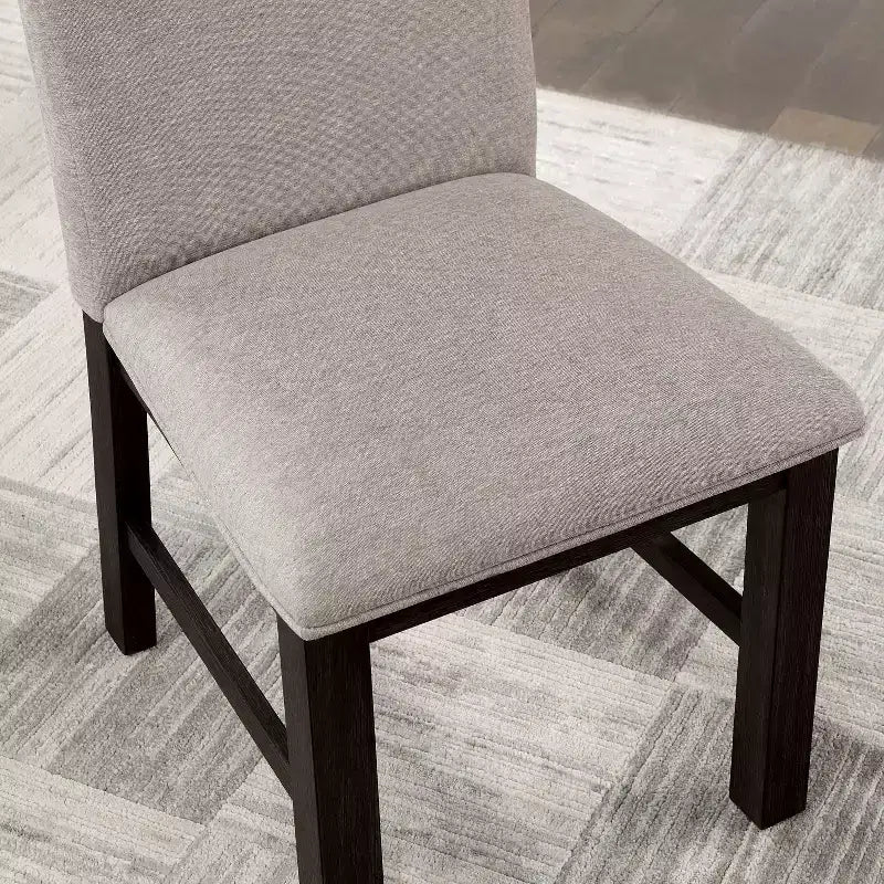 HOMES: Inside + Out Set da Pranzo Transizionale Brightpeak 7 pezzi Nero Antico/Grigio