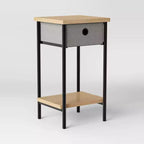Tavolino con contenitore in tessuto Struttura nera - Room Essentials™