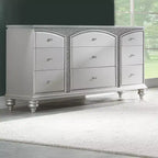 Cassettiere Maverick 67" platino - Acme Furniture: stile Glendale, 9 cassetti, pomelli in cristallo, nessun assemblaggio richiesto