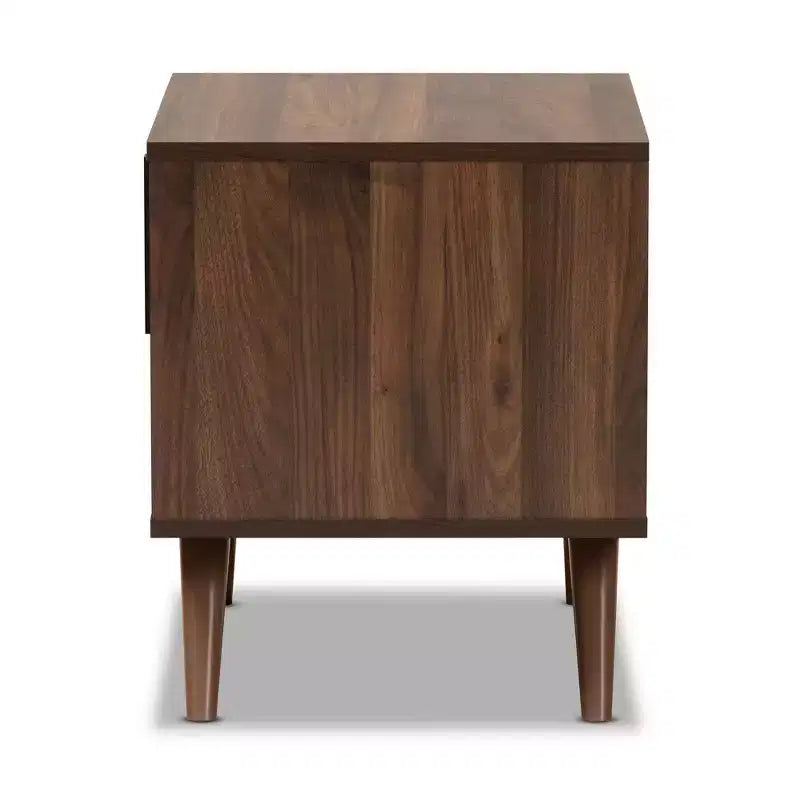 Comodino Naoki Bicolore Legno Grigio/Noce con 1 Cassetto - Baxton Studio: Contenitore Comodino, Gambe Oblique, Design Retrò
