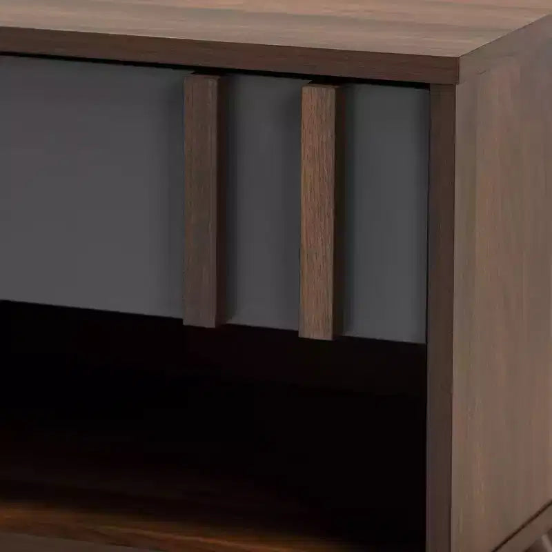 Comodino Naoki Bicolore Legno Grigio/Noce con 1 Cassetto - Baxton Studio: Contenitore Comodino, Gambe Oblique, Design Retrò