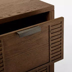 Mobile TV Dosinia a 4 cassetti marrone - Threshold™ ideato con Studio McGee