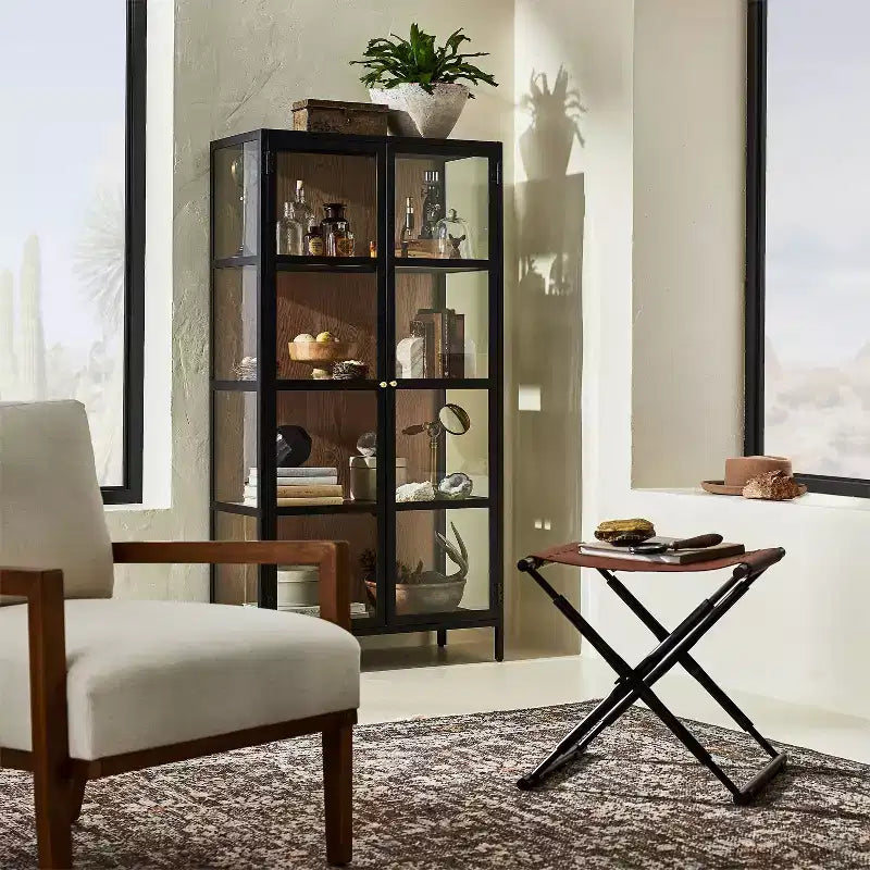 Vetrinetta in vetro 60" Crystal Cove nera - Threshold™ designed with Studio McGee